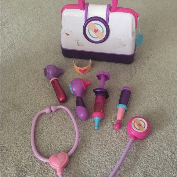 Doc Mcstuffins SET - Picture 3 of 4